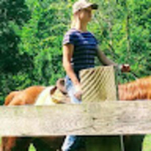 Meet your Posher, Alexis